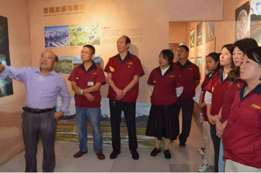 大資公司組織中高層領(lǐng)導(dǎo)參觀黃河文化館，開(kāi)展愛(ài)國(guó)主義教育，慶祝國(guó)慶72周年插圖5